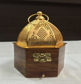 Wooden Handicraft Bakhoor Dan Golden Dome Hexagon