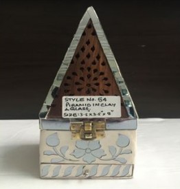 Wooden Handicraft Bakhoor Dan Pyramid Clay And Glass Work
