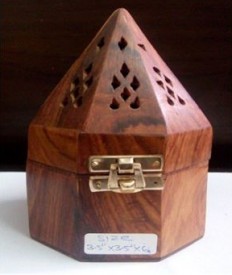Wooden Handicraft Bakhoor Dan Pyramid Octagon Shape